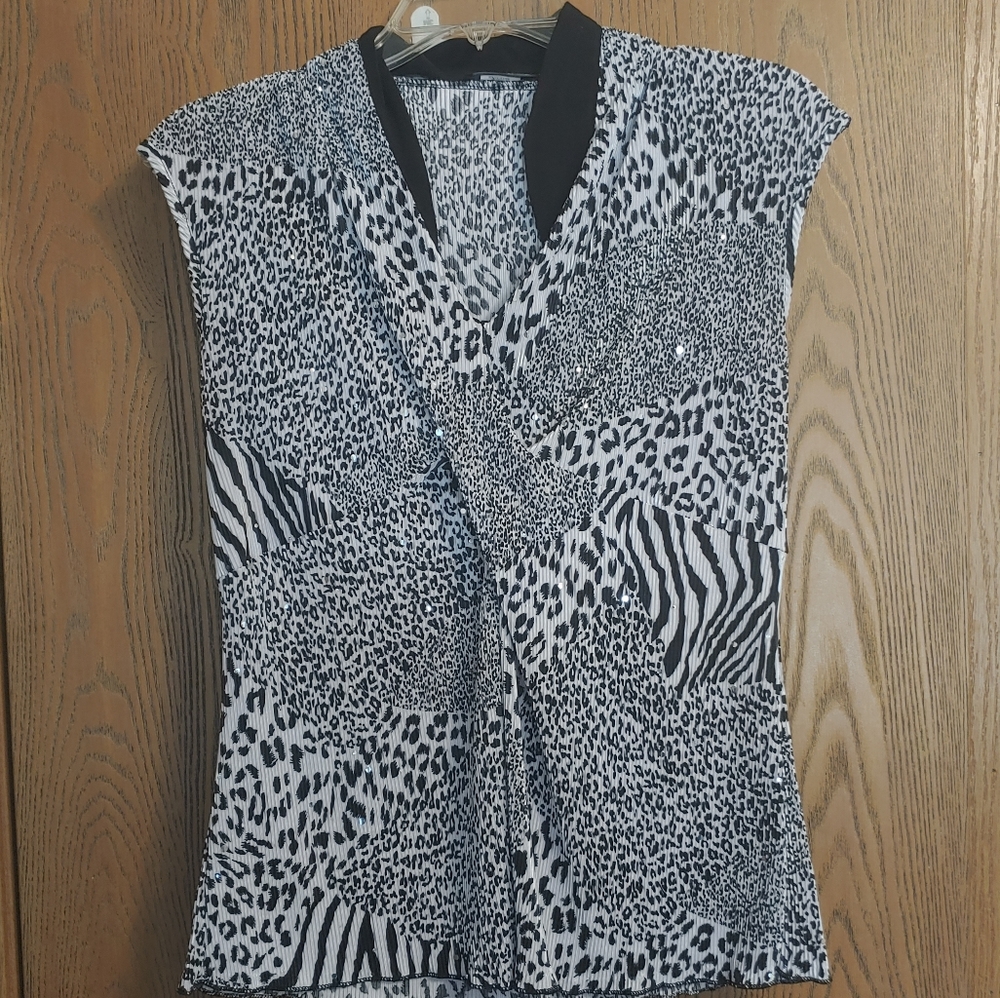 Black and white blouse